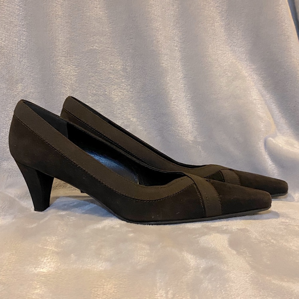 Stuart Weitzman Brown Heels - image 1